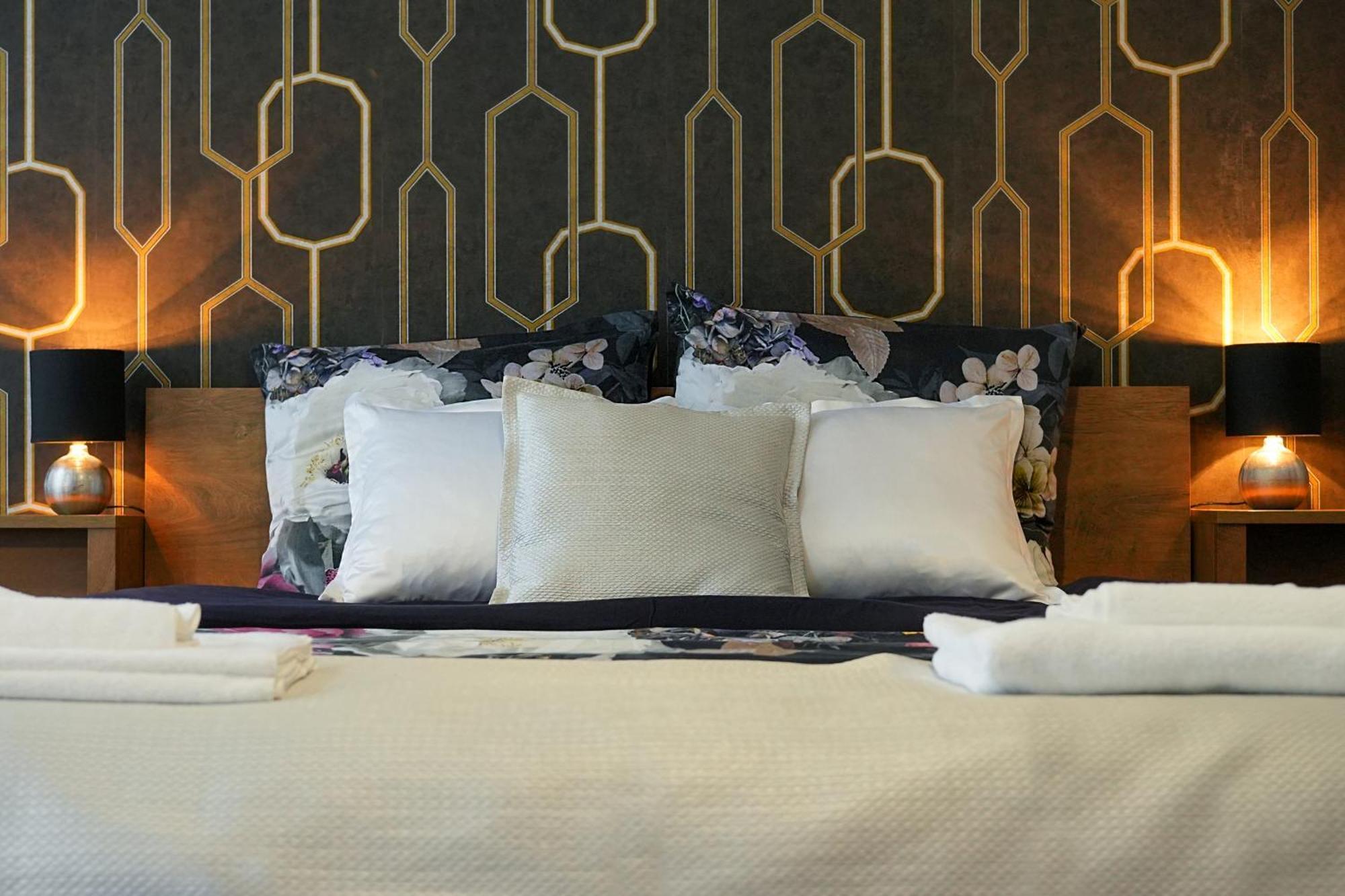 Decor Apartman Еґер Екстер'єр фото